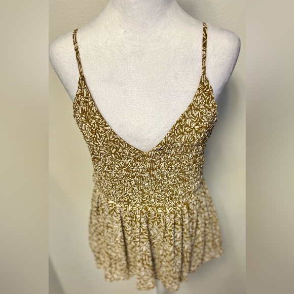 Babydoll Tan Cami V Neck Mesh Smocked Swing Y2K Style 
Women’s Size Medium - Picture 3 of 8